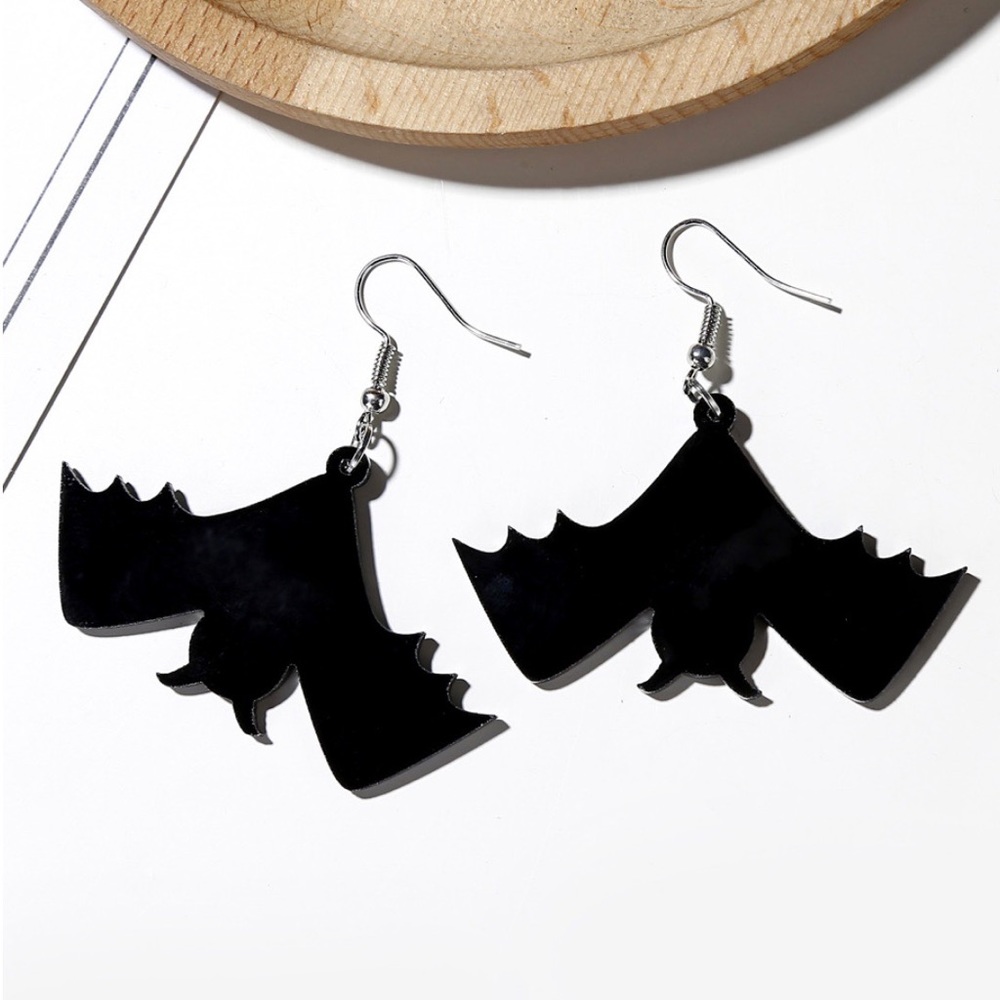 Any 2/&$20! Black Shiny Acrylic Hanging Bat Drop Earrings - Picture 4 of 9